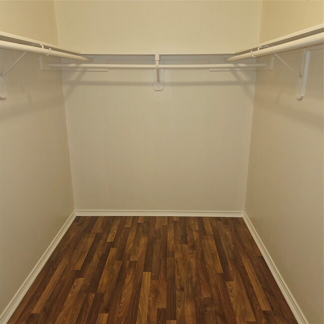 Building Photo - 20314 Baytide Ct