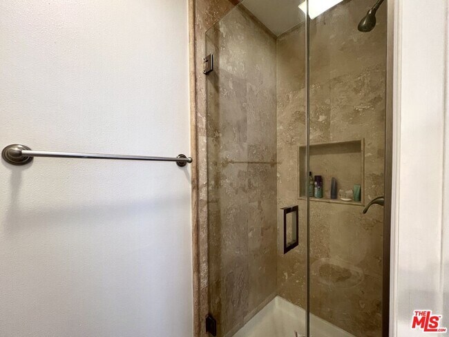 Building Photo - 8358 Manitoba St