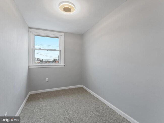 Building Photo - 1006 Butler St