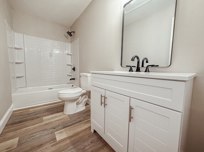 Building Photo - 9871 Guidy Ln