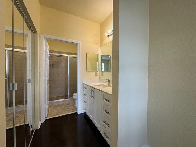Building Photo - 3069 NW 30th Pl