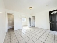 Building Photo - 14039 Orizaba Ave