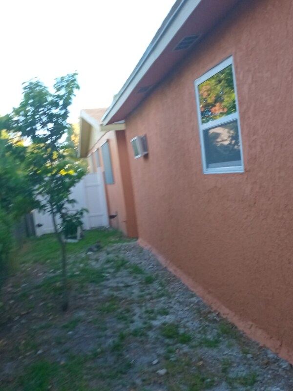 Building Photo - 2579 Angler Dr