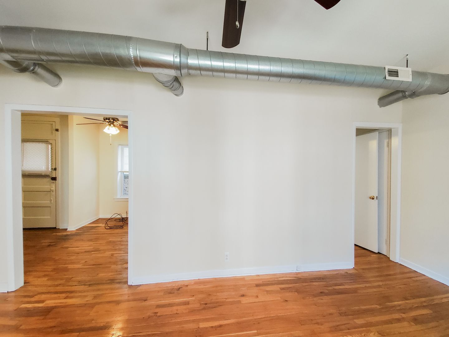 Building Photo - 3529 N Broadway St