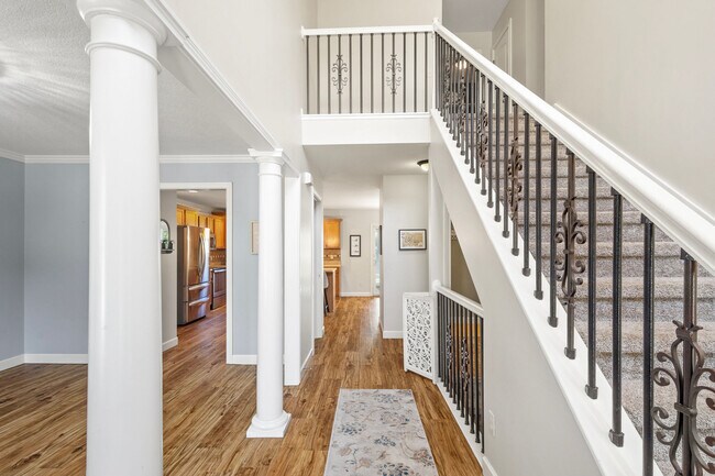 Building Photo - 11335 Nightingale Cv