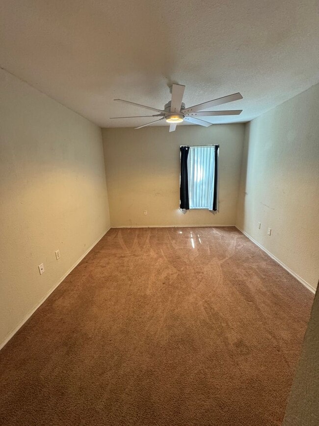 Building Photo - First 2 weeks free offer