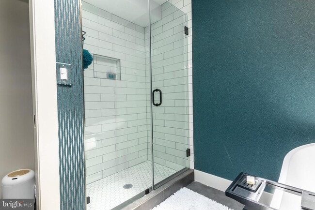 Building Photo - 1631 Montello Ave NE