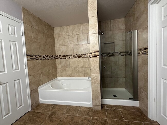 Building Photo - 4600 Mountain Oak St