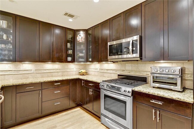 Building Photo - 510 Bulian Ln