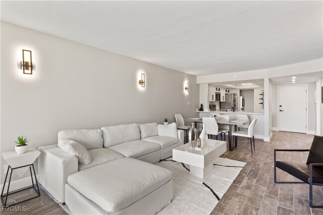 Building Photo - 25804 Cockleshell Dr