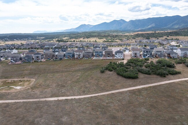 Building Photo - Single Family Home for Rent in Monument, CO