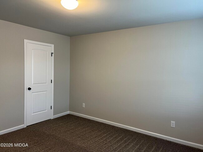 Building Photo - 147 Goodall Woods Dr