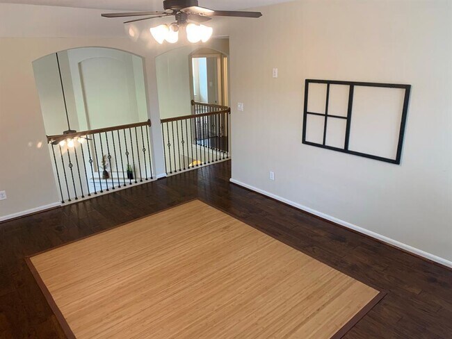 Building Photo - 6819 Hunters Trace Ln