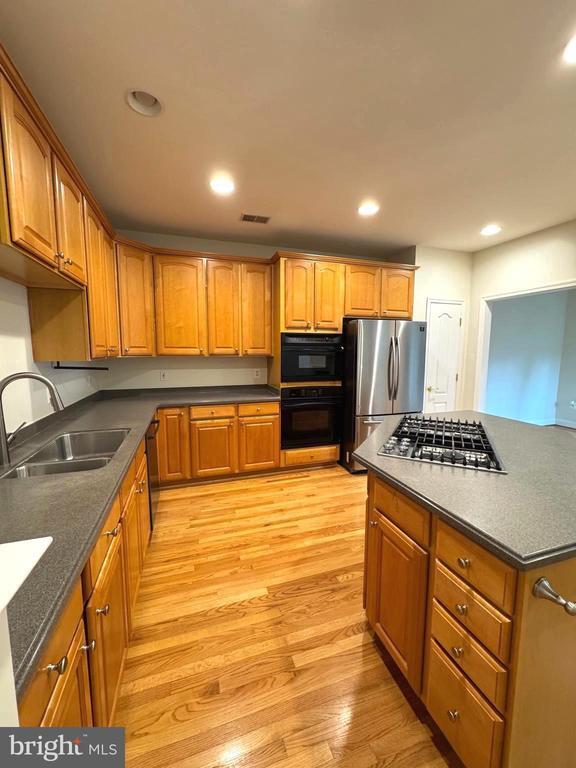 Building Photo - 4031 Quiet Creek Dr