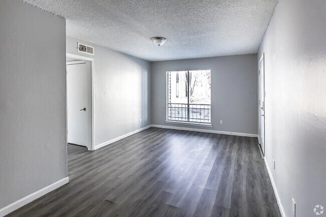 Building Photo - 3060 Southern Ave