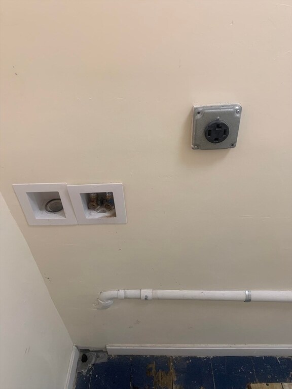 Building Photo - 30 Hemans St