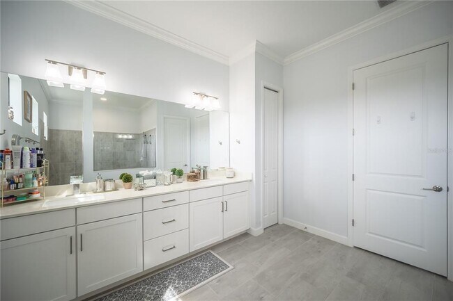 Building Photo - 11673 Rolling Falls Bnd