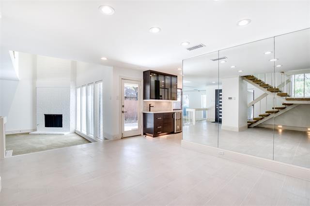 Building Photo - 16339 Lauder Ln