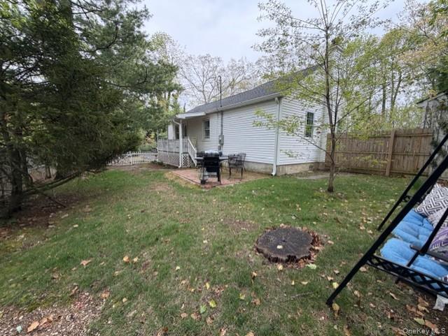 Building Photo - 522 Main St