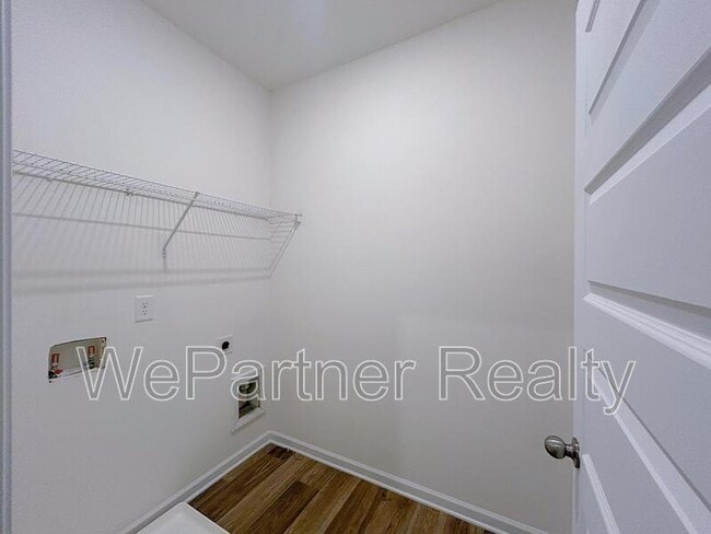 Building Photo - 1831 Campbell Oaks Dr