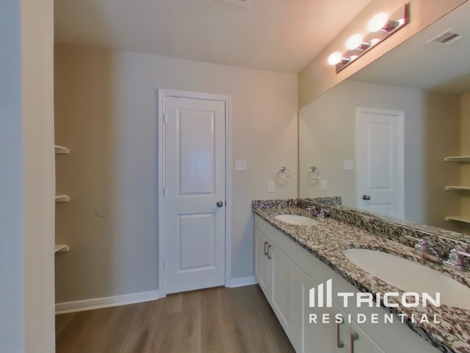 Building Photo - 15547 Taylorcrest Dr