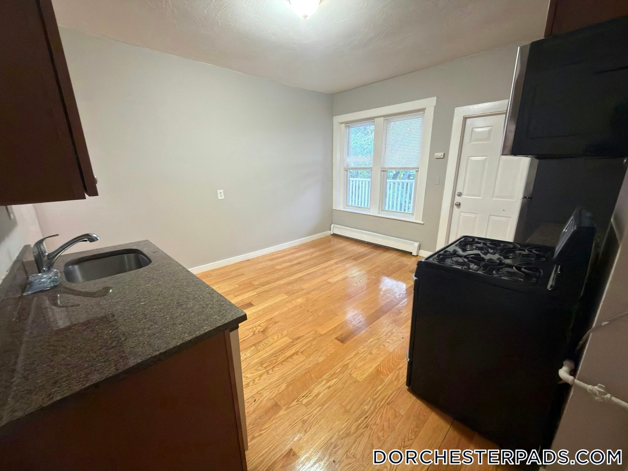 Building Photo - 270 Bowdoin St