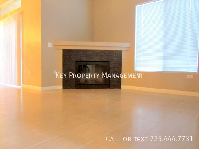 Building Photo - REMODELED 2 BEDROOM 2 BA IN THE NW!