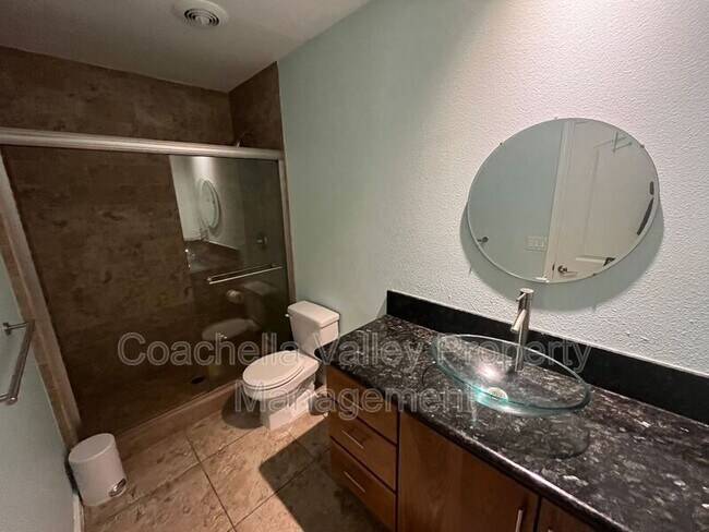 Building Photo - 71425 Halgar Rd