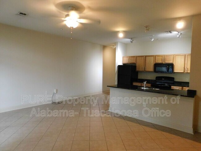 Building Photo - 1510 9th St