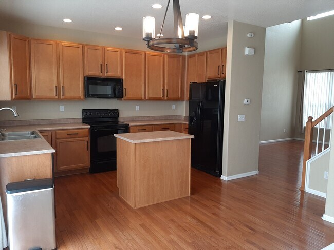 kitchen - 14219 Woodrock Path