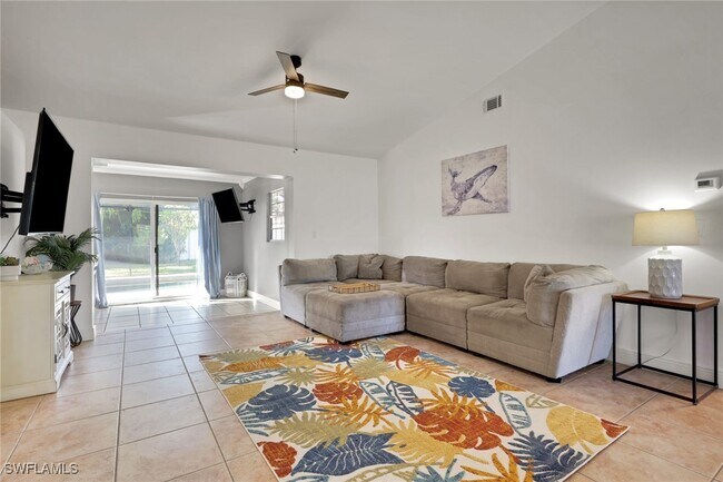 Building Photo - 1324 SW 1st Ave