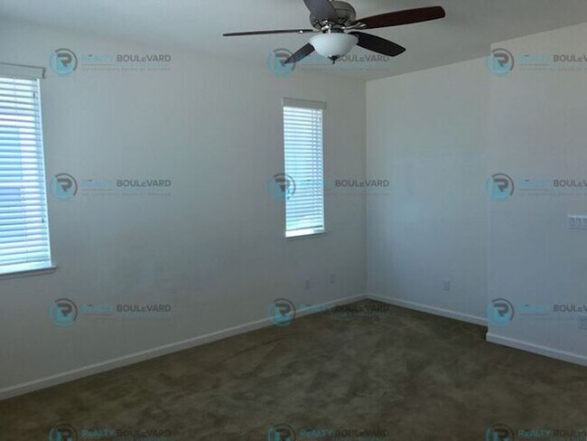 Building Photo - Beautiful 3-Bedroom Home in South Meadows ...