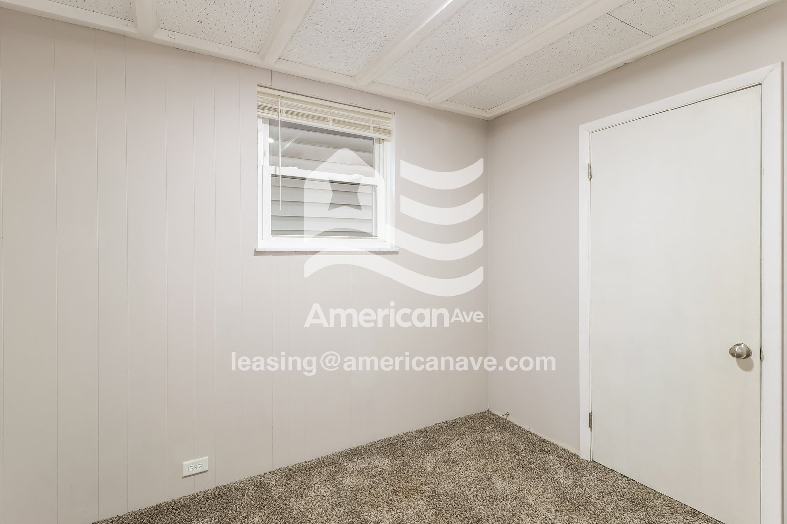 Building Photo - 1224 6th Ave