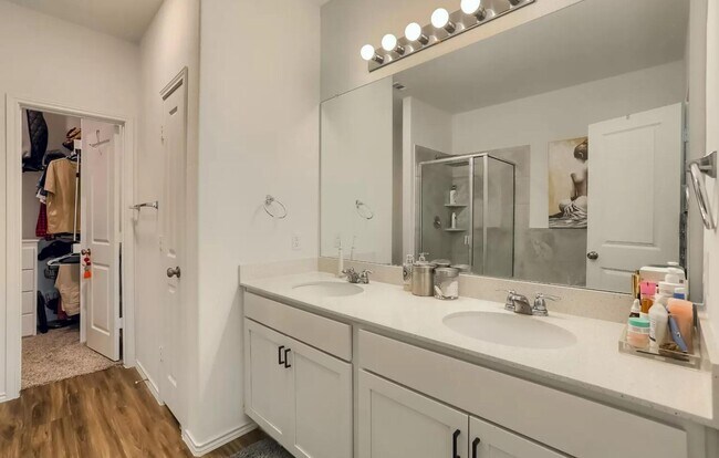 Building Photo - 198 George Neggan Ln