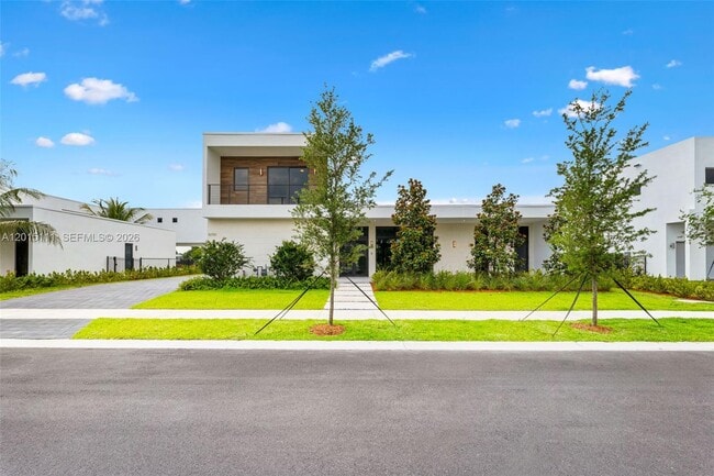 Building Photo - 16700 Botaniko Dr N