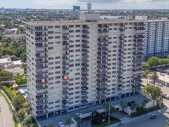 Building Photo - 2500 E Las Olas Blvd
