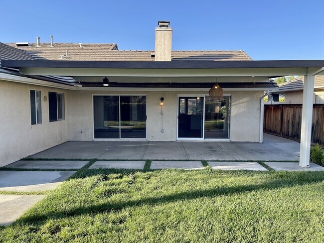 Building Photo - 28937 Biarritz Ct