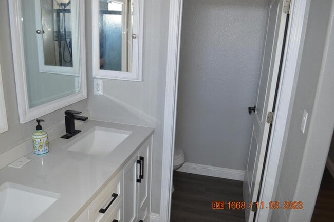 Building Photo - 732 Dwight Way