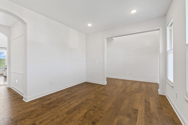 Building Photo - 3622 Switchgrass Ct