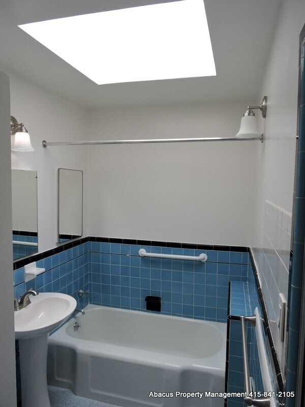 Building Photo - 9 Alta Mar Way