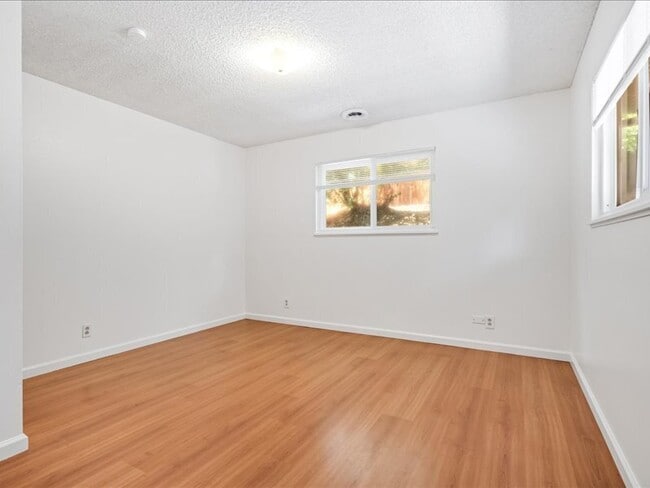 Building Photo - 336 Triplett Dr
