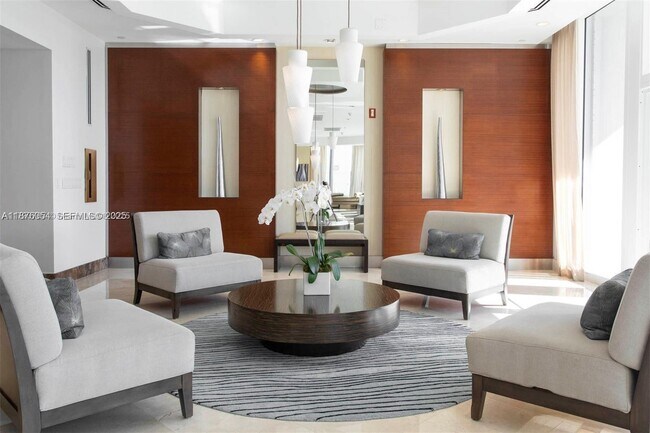 Building Photo - 4779 Collins Ave