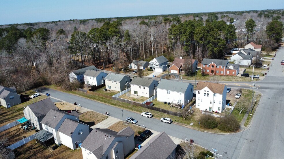 Building Photo - 5205 Pughsville Rd