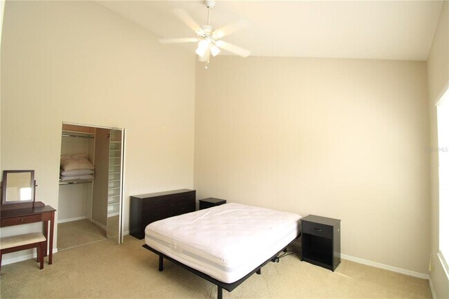Building Photo - 9158 SW 51st Rd