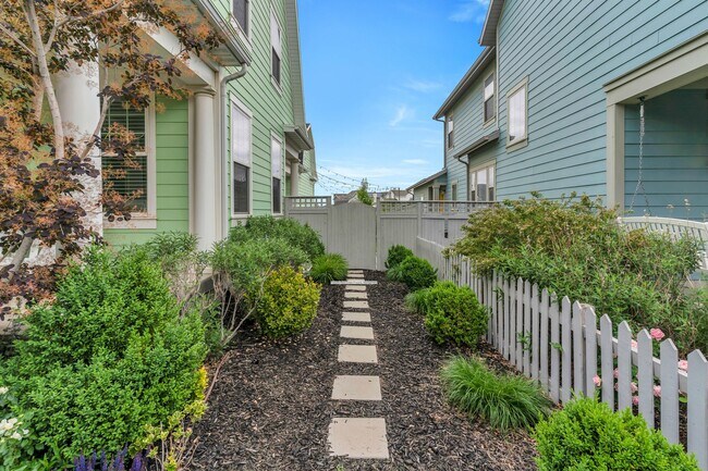 Building Photo - 10517 S Kestrel Rise Rd