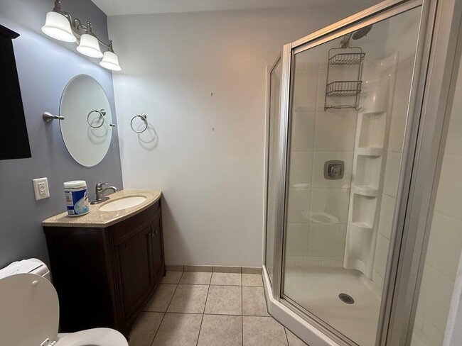 Building Photo - 12 Nelson Dr