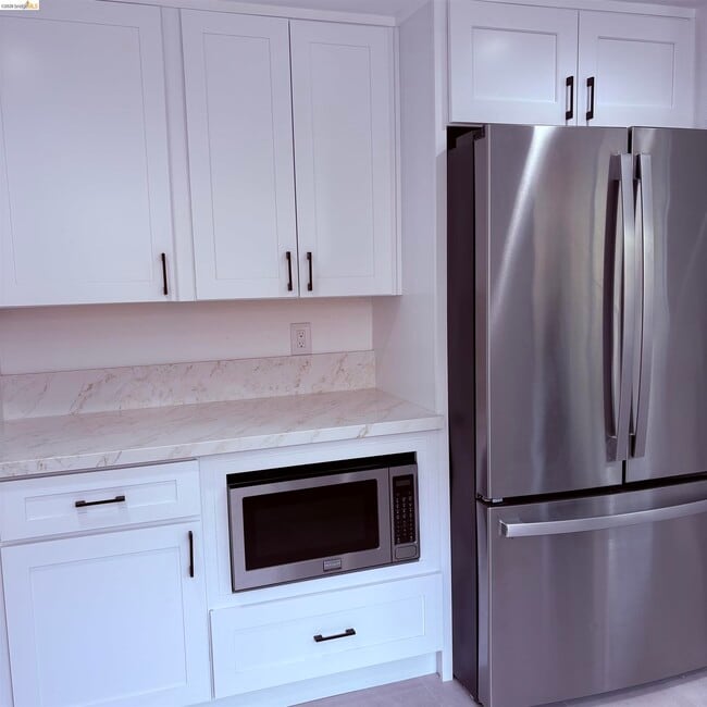 Building Photo - 1101 Hourglass Pl