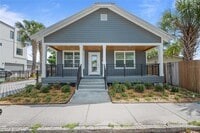 Building Photo - 2203 N Blvd