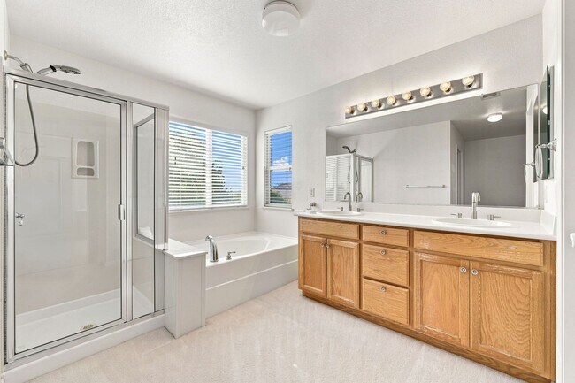 Building Photo - 5486 Benttree Way