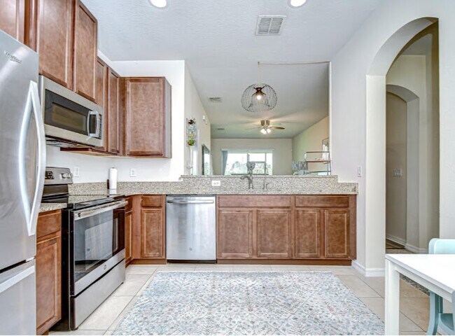 Building Photo - 10822 Verawood Dr
